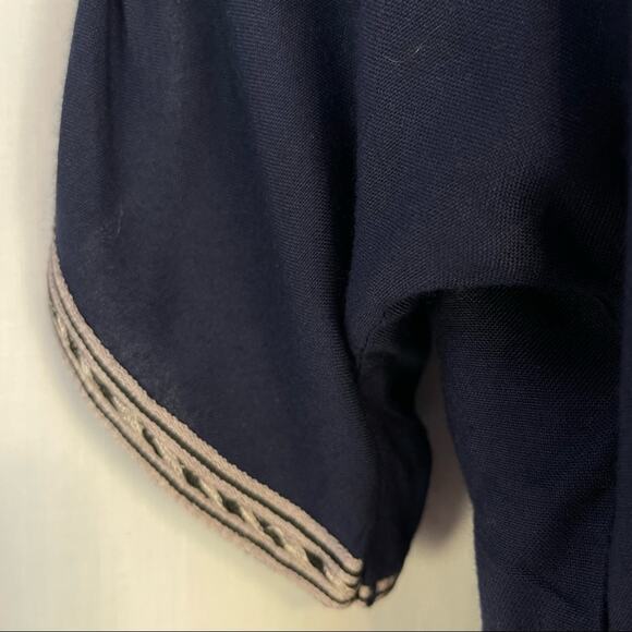 Free People Anthropologie Silver Springs Embroidered Navy Tunic V-Back Top XS - Picture 11 of 14